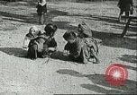 Image les enfants pauvres Chine, 1932, de la seconde 9 séquences d'archives historiques vidéo 65675066272