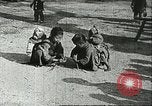 Image les enfants pauvres Chine, 1932, de la seconde 12 séquences d'archives historiques vidéo 65675066272