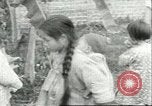 Image les enfants pauvres Chine, 1932, de la seconde 30 séquences d'archives historiques vidéo 65675066272