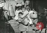 Image les enfants pauvres Chine, 1932, de la seconde 36 séquences d'archives historiques vidéo 65675066272