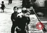 Image les enfants pauvres Chine, 1932, de la seconde 39 séquences d'archives historiques vidéo 65675066272
