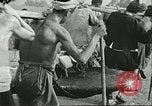 Immagine di Le miniere di sale Tze-Kung Cina, 1944, secondo 39 filmato di repertorio 65675066278