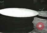 Immagine di Le miniere di sale Tze-Kung Cina, 1944, secondo 44 filmato di repertorio 65675066278