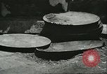 Immagine di Le miniere di sale Tze-Kung Cina, 1944, secondo 51 filmato di repertorio 65675066278