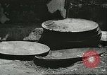 Immagine di Le miniere di sale Tze-Kung Cina, 1944, secondo 54 filmato di repertorio 65675066278