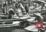 Immagine di La vita dei poveri Cina, 1932, secondo 16 filmato di repertorio 65675066295