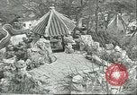 Standbild das Leben der Reichen und der Armen China, 1932, aus Sekunde 8 historischem Filmmaterial Videoclip 65675066296
