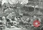 Standbild das Leben der Reichen und der Armen China, 1932, aus Sekunde 10 historischem Filmmaterial Videoclip 65675066296