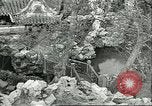 Standbild das Leben der Reichen und der Armen China, 1932, aus Sekunde 17 historischem Filmmaterial Videoclip 65675066296