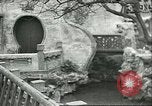 Standbild das Leben der Reichen und der Armen China, 1932, aus Sekunde 20 historischem Filmmaterial Videoclip 65675066296