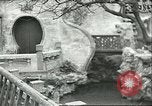 Standbild das Leben der Reichen und der Armen China, 1932, aus Sekunde 22 historischem Filmmaterial Videoclip 65675066296