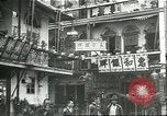 Standbild das Leben der Reichen und der Armen China, 1932, aus Sekunde 52 historischem Filmmaterial Videoclip 65675066296