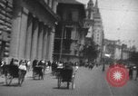 Immagine di Shanghai 1920s frenetica città scene di strada Shanghai in Cina, 1928, secondo 11 filmato di repertorio 65675066301