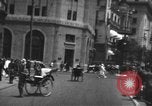 Immagine di Shanghai 1920s frenetica città scene di strada Shanghai in Cina, 1928, secondo 27 filmato di repertorio 65675066301