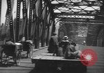 Immagine di Shanghai 1920s frenetica città scene di strada Shanghai in Cina, 1928, secondo 35 filmato di repertorio 65675066301