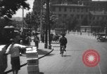 Immagine di Shanghai 1920s frenetica città scene di strada Shanghai in Cina, 1928, secondo 37 filmato di repertorio 65675066301