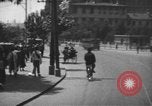 Immagine di Shanghai 1920s frenetica città scene di strada Shanghai in Cina, 1928, secondo 38 filmato di repertorio 65675066301