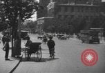 Immagine di Shanghai 1920s frenetica città scene di strada Shanghai in Cina, 1928, secondo 41 filmato di repertorio 65675066301