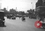 Immagine di Shanghai 1920s frenetica città scene di strada Shanghai in Cina, 1928, secondo 46 filmato di repertorio 65675066301
