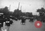 Immagine di Shanghai 1920s frenetica città scene di strada Shanghai in Cina, 1928, secondo 51 filmato di repertorio 65675066301