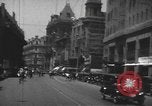 Immagine di Shanghai 1920s frenetica città scene di strada Shanghai in Cina, 1928, secondo 57 filmato di repertorio 65675066301