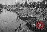 Immagine di Vita dei lavoratori Shanghai in Cina, 1928, secondo 3 filmato di repertorio 65675066304