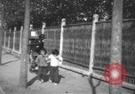 Immagine di Vita dei lavoratori Shanghai in Cina, 1928, secondo 52 filmato di repertorio 65675066304