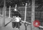 Immagine di Vita dei lavoratori Shanghai in Cina, 1928, secondo 54 filmato di repertorio 65675066304