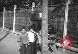 Immagine di Vita dei lavoratori Shanghai in Cina, 1928, secondo 56 filmato di repertorio 65675066304