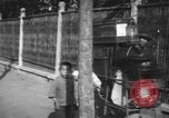 Immagine di Vita dei lavoratori Shanghai in Cina, 1928, secondo 57 filmato di repertorio 65675066304