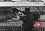 Immagine di F-86 Sabre La corea di Suwon, 1953, secondo 3 filmato di repertorio 65675066306