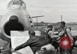 Immagine di F-86 Sabre La corea di Suwon, 1953, secondo 32 filmato di repertorio 65675066309