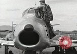 Immagine di F-86 Sabre La corea di Suwon, 1953, secondo 42 filmato di repertorio 65675066309