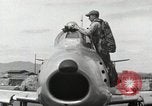 Immagine di F-86 Sabre La corea di Suwon, 1953, secondo 46 filmato di repertorio 65675066309