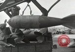 Image ~1001 ~ 1000-bombes dièse Suwon Corée, 1953, de la seconde 21 séquences d'archives historiques vidéo 65675066310