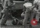 Image ~1001 ~ 1000-bombes dièse Suwon Corée, 1953, de la seconde 58 séquences d'archives historiques vidéo 65675066310