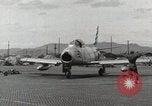 Standbild F-86 Sabre Südkorea, 1953, aus Sekunde 21 historischem Filmmaterial Videoclip 65675066311