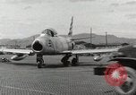 Standbild F-86 Sabre Südkorea, 1953, aus Sekunde 25 historischem Filmmaterial Videoclip 65675066311