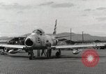 Standbild F-86 Sabre Südkorea, 1953, aus Sekunde 31 historischem Filmmaterial Videoclip 65675066311