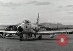 Standbild F-86 Sabre Südkorea, 1953, aus Sekunde 33 historischem Filmmaterial Videoclip 65675066311