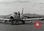 Standbild F-86 Sabre Südkorea, 1953, aus Sekunde 36 historischem Filmmaterial Videoclip 65675066311