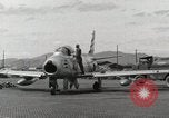 Standbild F-86 Sabre Südkorea, 1953, aus Sekunde 42 historischem Filmmaterial Videoclip 65675066311