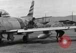 Standbild F-86 Sabre Südkorea, 1953, aus Sekunde 49 historischem Filmmaterial Videoclip 65675066311