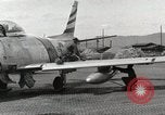 Standbild F-86 Sabre Südkorea, 1953, aus Sekunde 52 historischem Filmmaterial Videoclip 65675066311