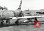 Standbild F-86 Sabre Südkorea, 1953, aus Sekunde 53 historischem Filmmaterial Videoclip 65675066311
