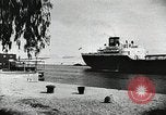 Standbild Suez Canal beschlagnahmt durch die Ägypter Alexandria, 1956, aus Sekunde 51 historischem Filmmaterial Videoclip 65675066312