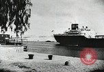 Standbild Suez Canal beschlagnahmt durch die Ägypter Alexandria, 1956, aus Sekunde 52 historischem Filmmaterial Videoclip 65675066312