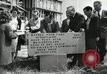 Standbild amerikanische Bürger San Bruno California USA, 1956, aus Sekunde 8 historischem Filmmaterial Videoclip 65675066314