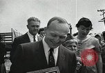 Standbild amerikanische Bürger San Bruno California USA, 1956, aus Sekunde 20 historischem Filmmaterial Videoclip 65675066314
