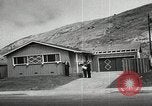Standbild amerikanische Bürger San Bruno California USA, 1956, aus Sekunde 30 historischem Filmmaterial Videoclip 65675066314